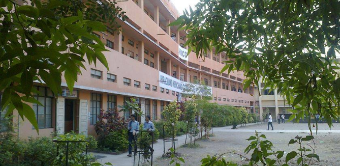 Hirachand Nemchand College of Commerce - BBA Colleges in Maharahtra 
